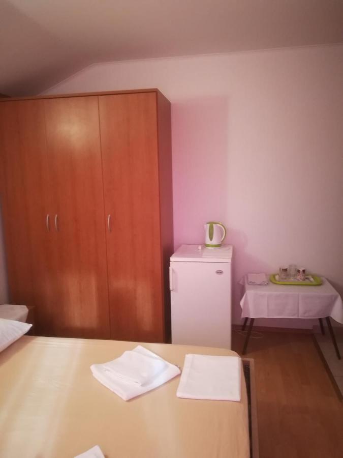 Apartments Donadic I, Caska Novalja Exterior foto